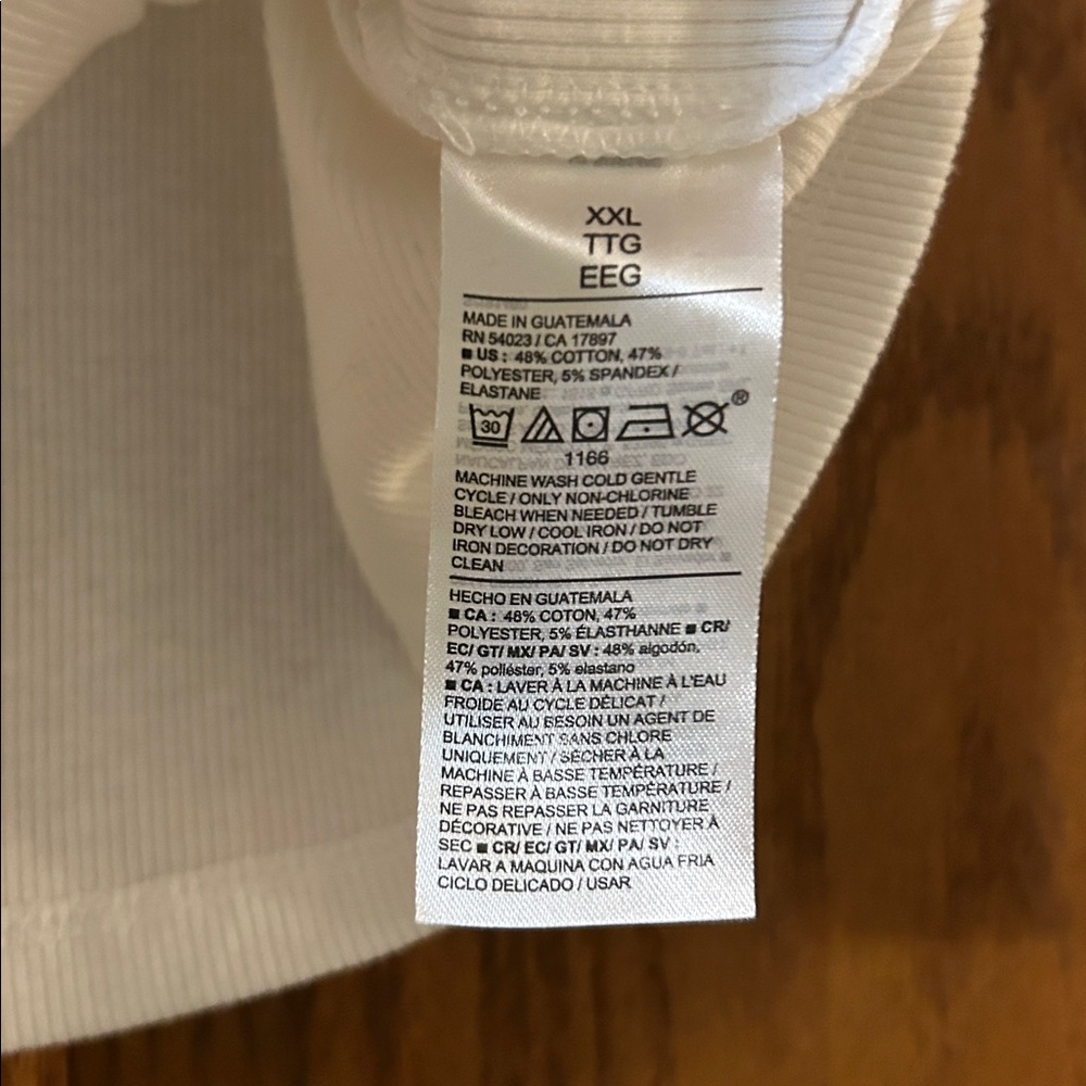 Old Navy White Ribbed Tank - Picture 4 of 5